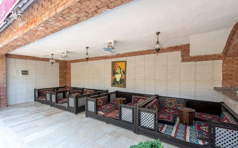 cheap resort hotels to Spend holiday with family