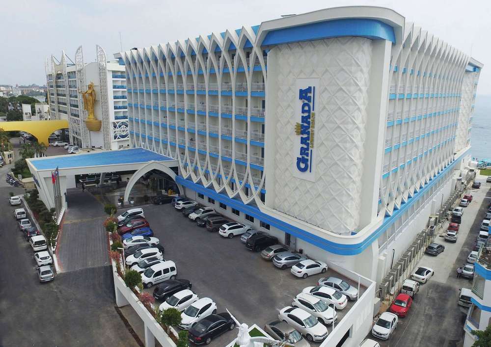 cheap resort hotels to Spend holiday with family