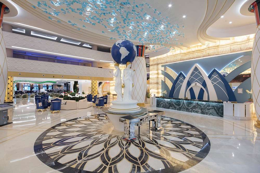 cheap resort hotels to Spend holiday with family