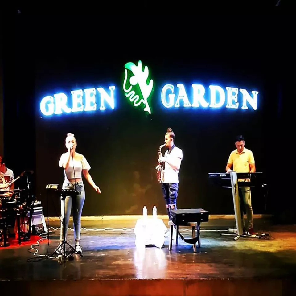 cheap resort hotels to Spend holiday with family