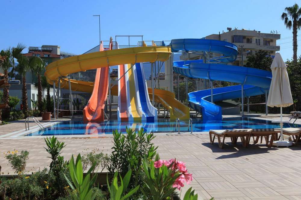 cheap resort hotels to Spend holiday with family