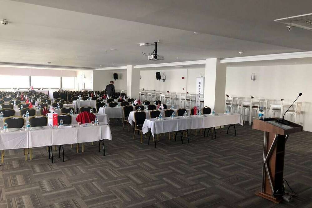 cheap resort hotels to Spend holiday with family