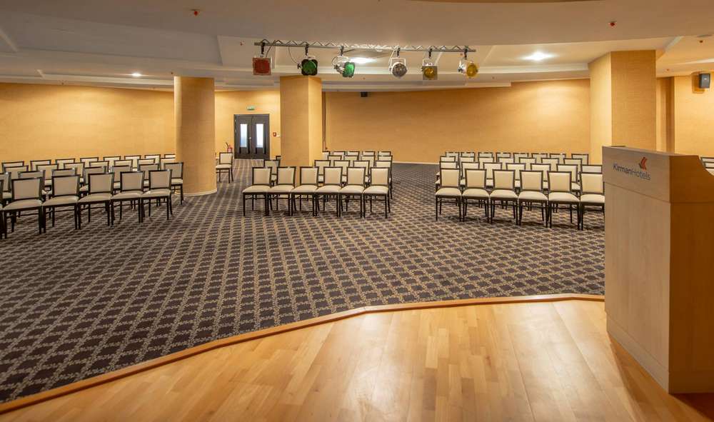 cheap resort hotels to Spend holiday with family