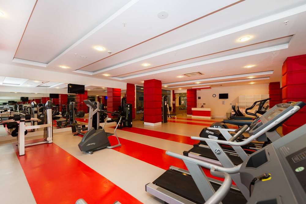 cheap resort hotels to Spend holiday with family