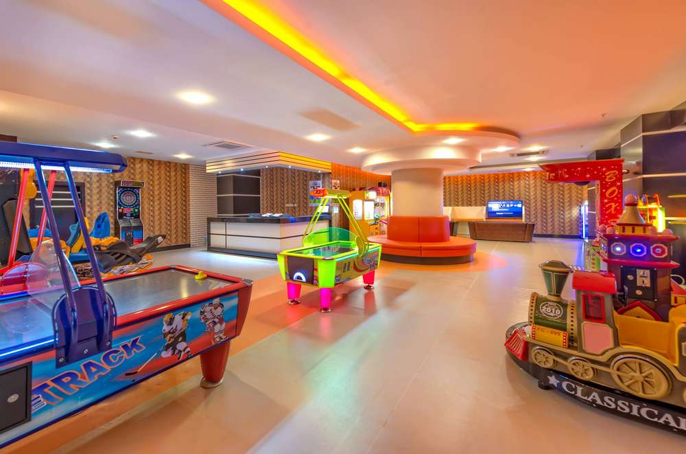 cheap resort hotels to Spend holiday with family