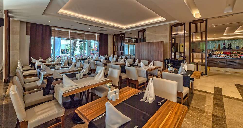 cheap resort hotels to Spend holiday with family