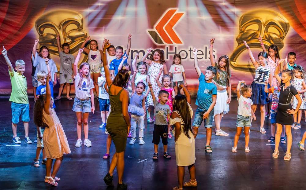 cheap resort hotels to Spend holiday with family