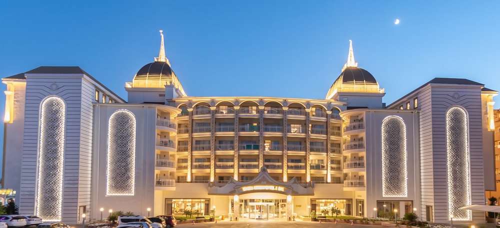  Kirman Sidera Antalya Main Entrance