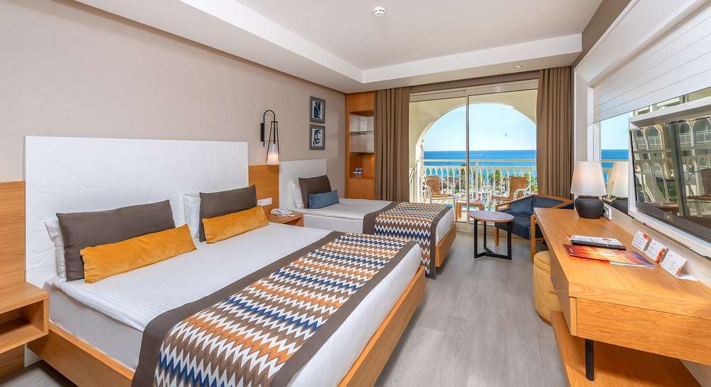 cheap resort hotels to Spend holiday with family