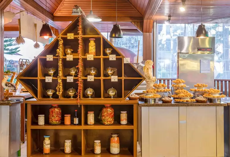 cheap resort hotels to Spend holiday with family