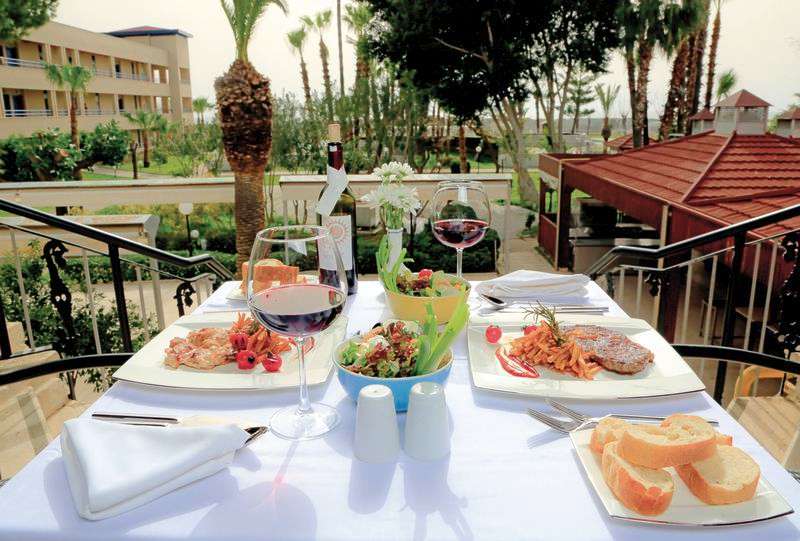 cheap resort hotels to Spend holiday with family