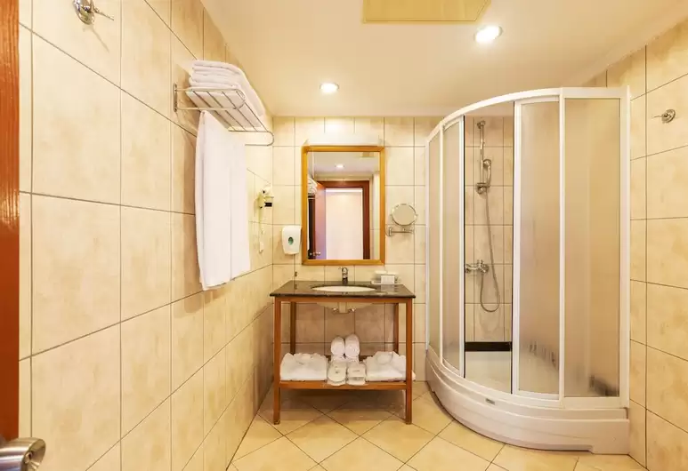 cheap resort hotels to Spend holiday with family