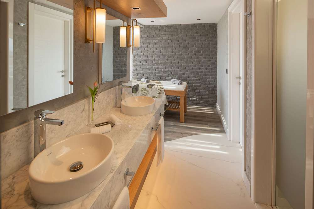 cheap resort hotels in Turkey to Spend holiday with family