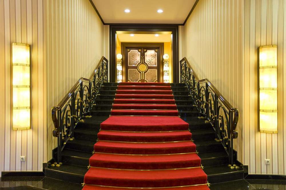 cheap resort hotels to Spend holiday with family