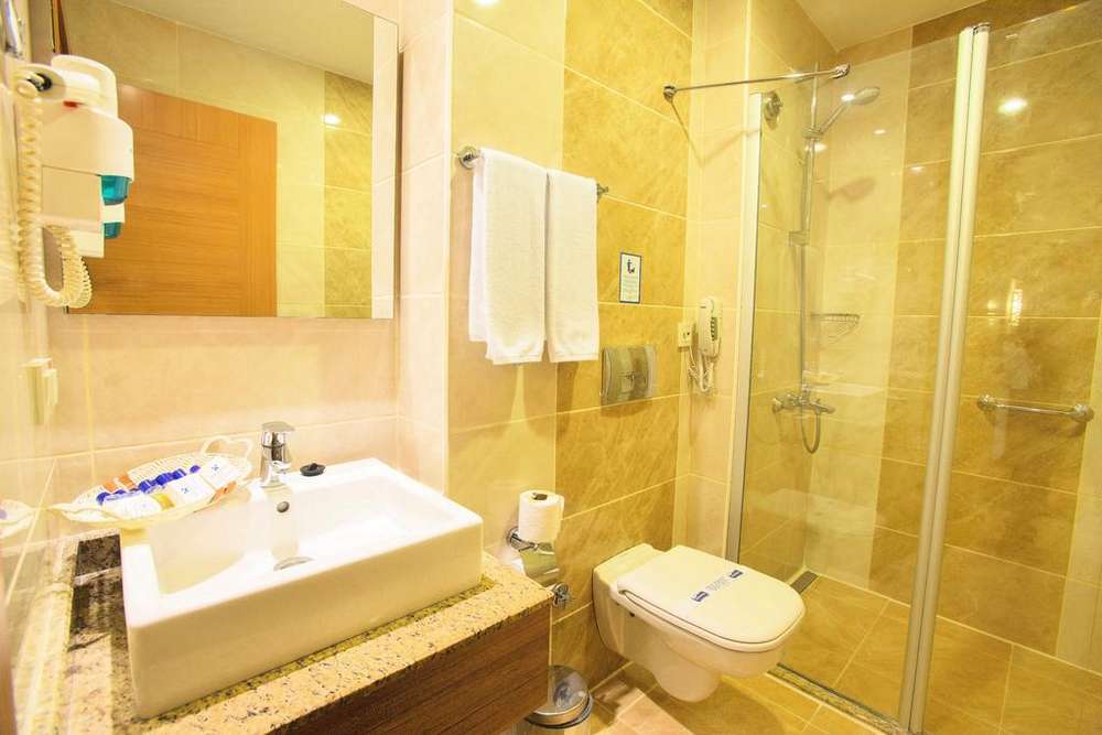 cheap resort hotels to Spend holiday with family