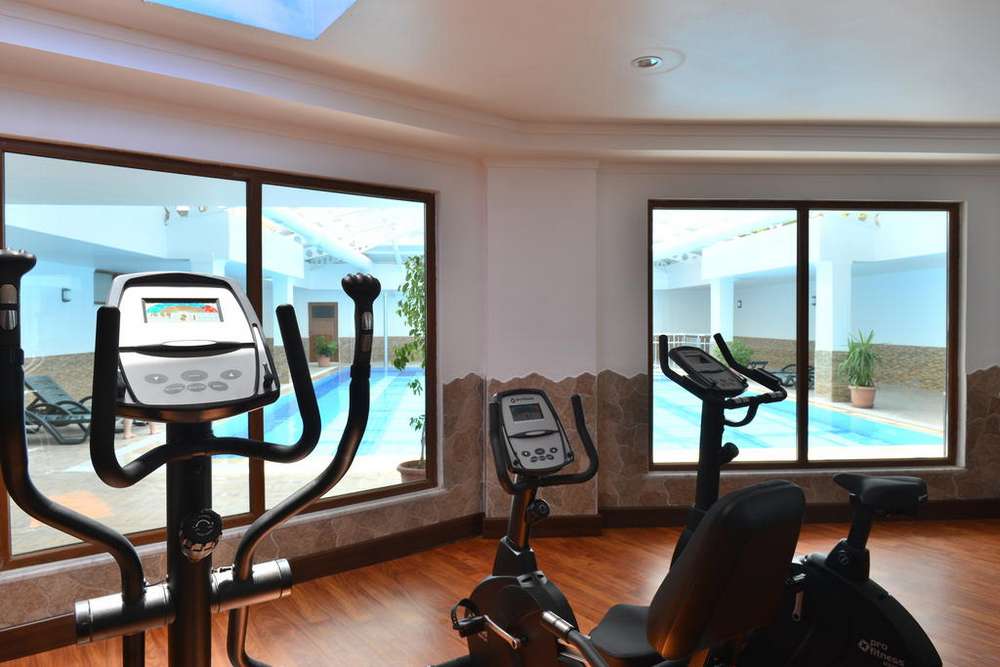 cheap resort hotels to Spend holiday with family