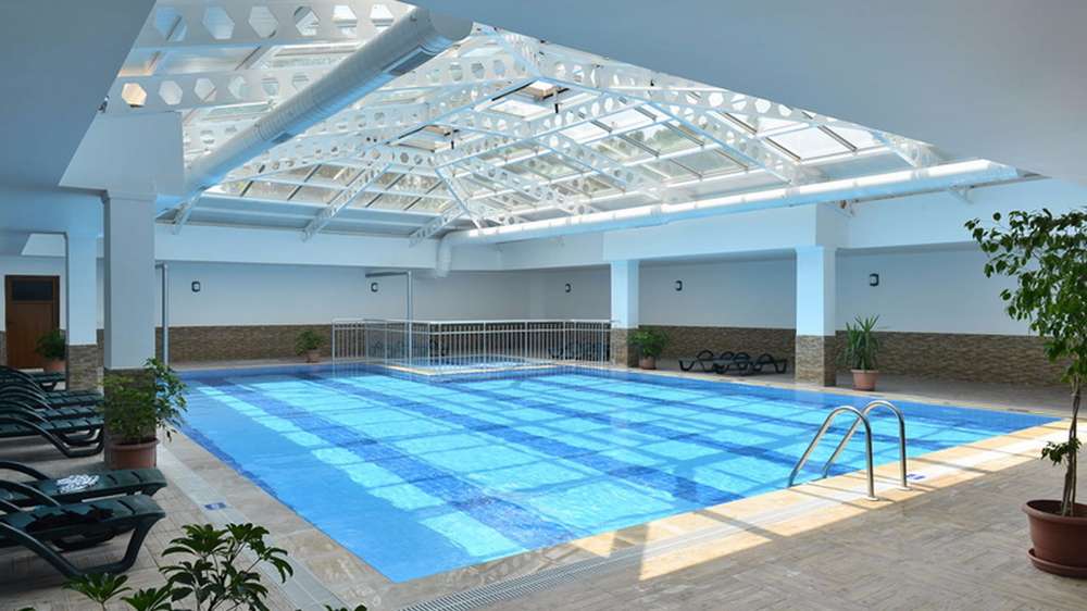 cheap resort hotels to Spend holiday with family