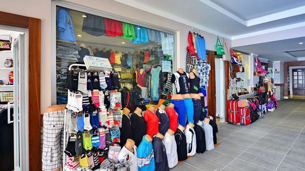 cheap resort hotels to Spend holiday with family