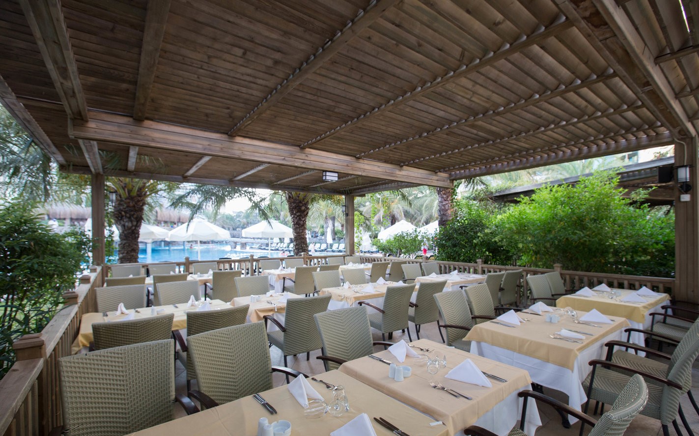 cheap resort hotels in Turkey to Spend holiday with family