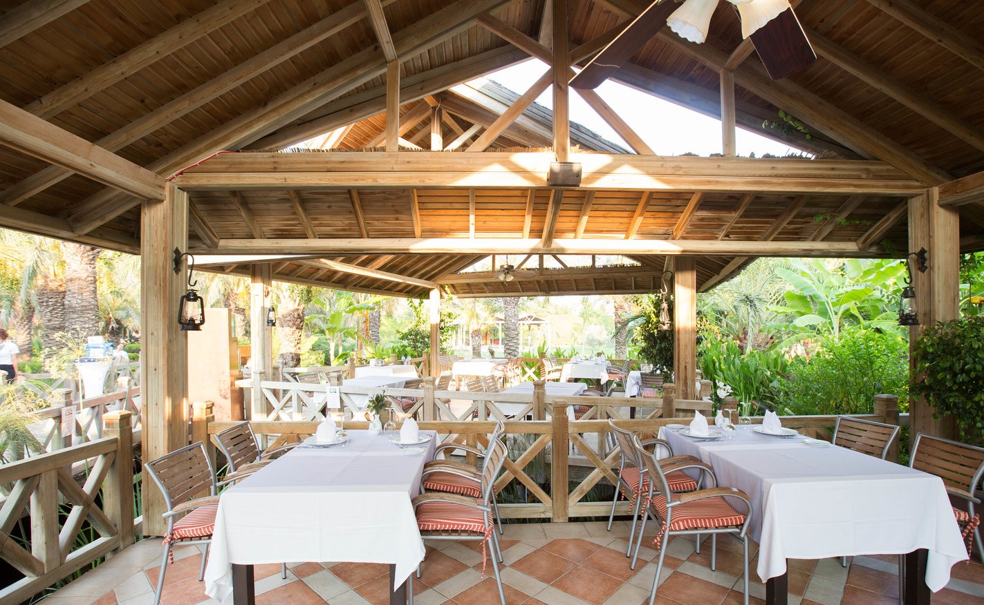 cheap resort hotels in Turkey to Spend holiday with family