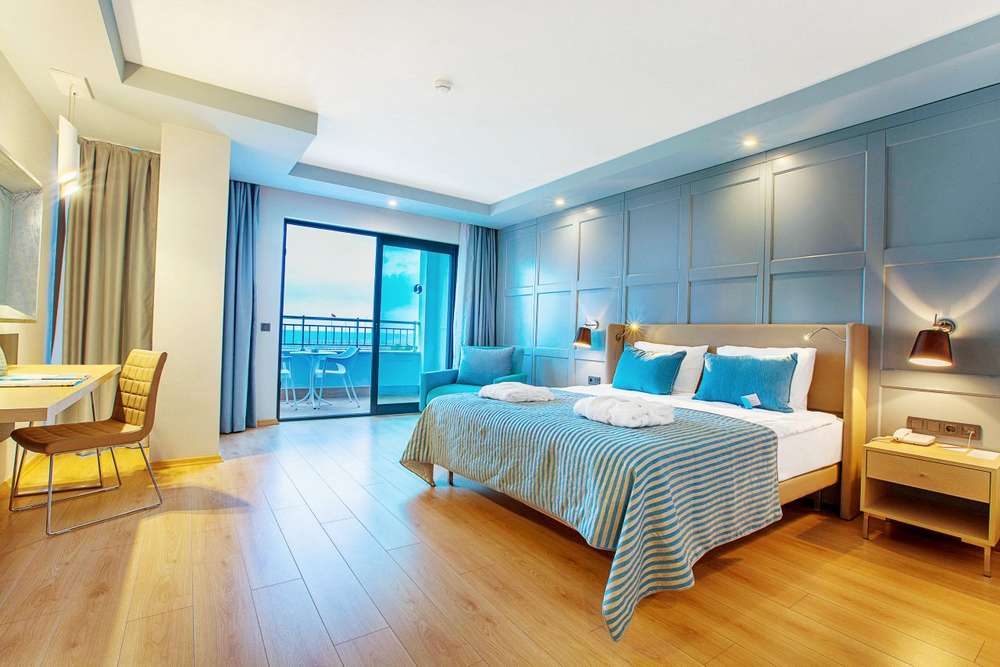 cheap resort hotels to Spend holiday with family