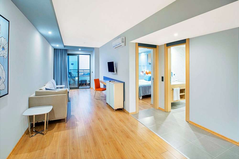 cheap resort hotels to Spend holiday with family