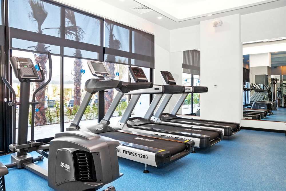 cheap resort hotels to Spend holiday with family