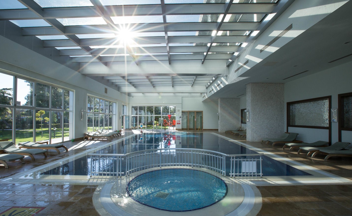 cheap resort hotels to Spend holiday with family