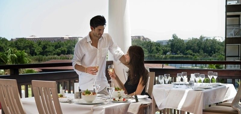 cheap resort hotels to Spend holiday with family