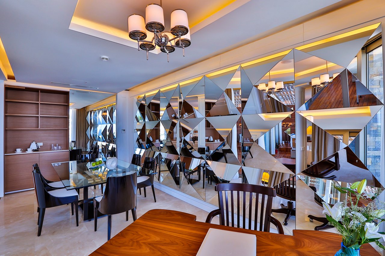 cheap resort hotels to Spend holiday with family