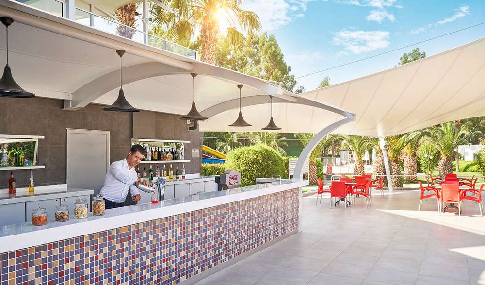 cheap resort hotels in Turkey to Spend holiday with family