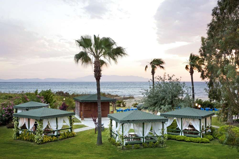 cheap resort hotels in Turkey to Spend holiday with family