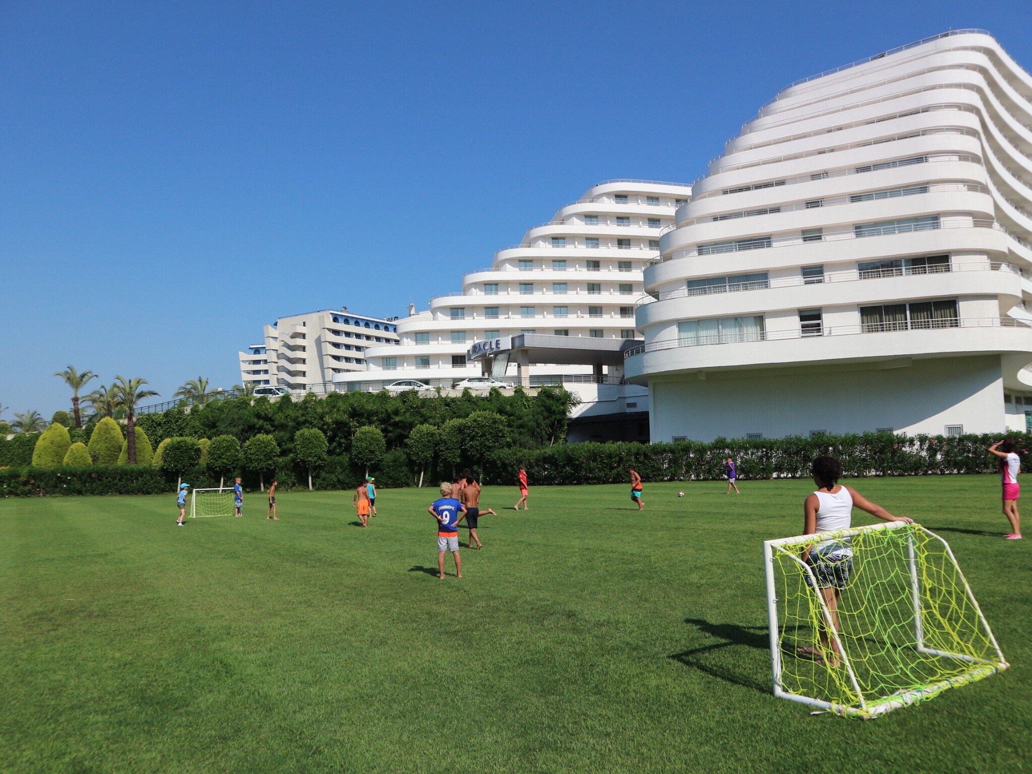 cheap resort hotels in Turkey to Spend holiday with family