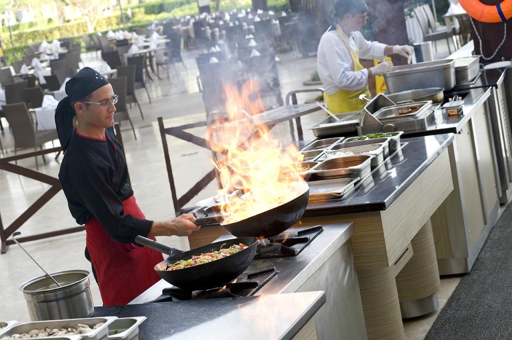 cheap resort hotels in Turkey to Spend holiday with family