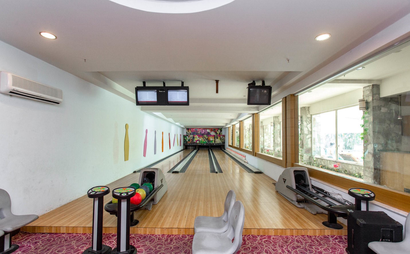 cheap resort hotels to Spend holiday with family