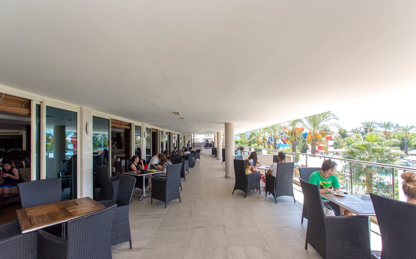 cheap resort hotels to Spend holiday with family