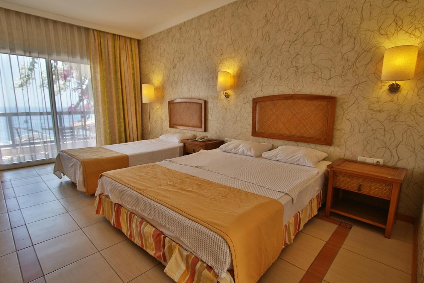 cheap resort hotels to Spend holiday with family