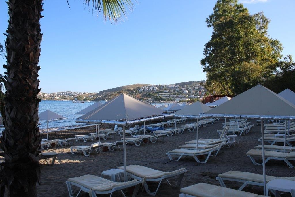 cheap resort hotels to Spend holiday with family