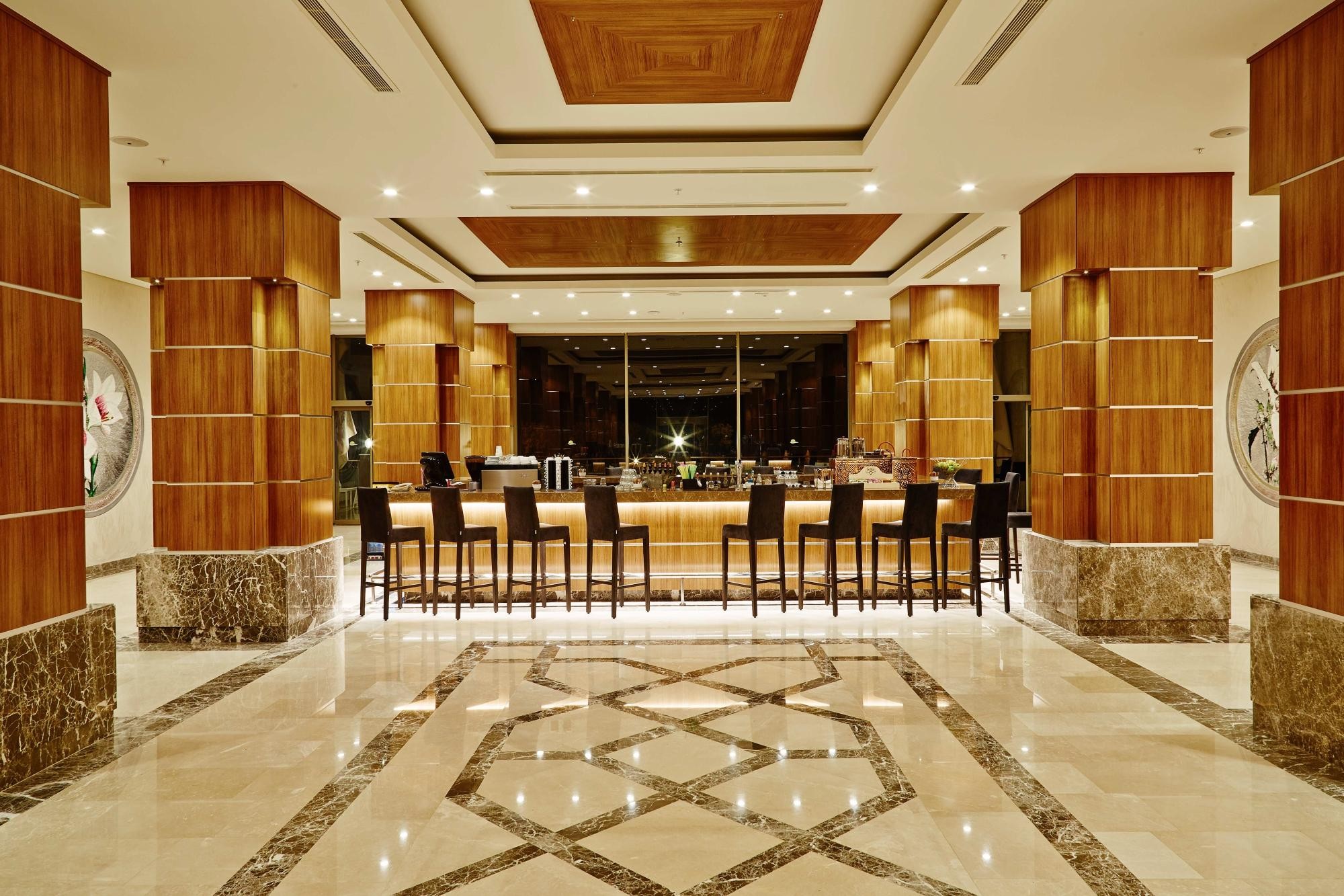 cheap resort hotels to Spend holiday with family