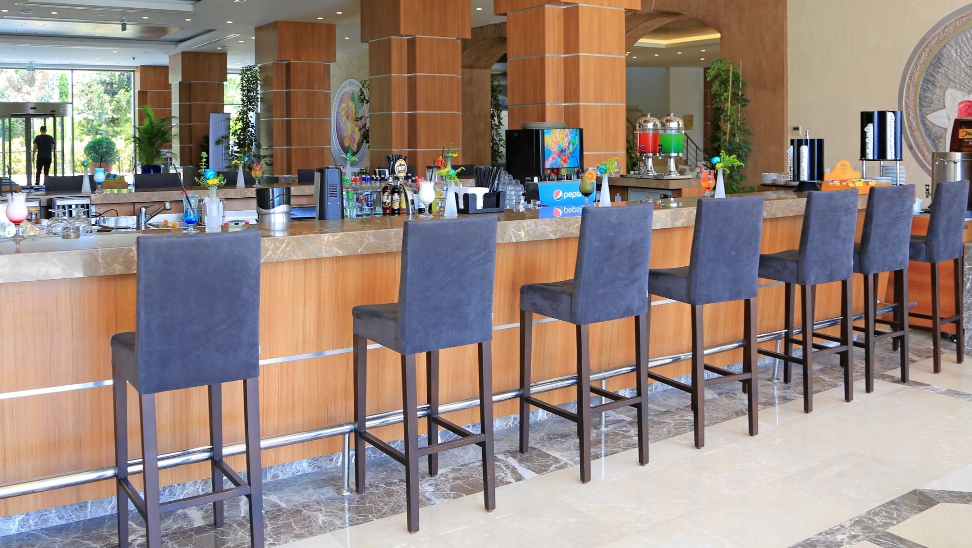 cheap resort hotels to Spend holiday with family