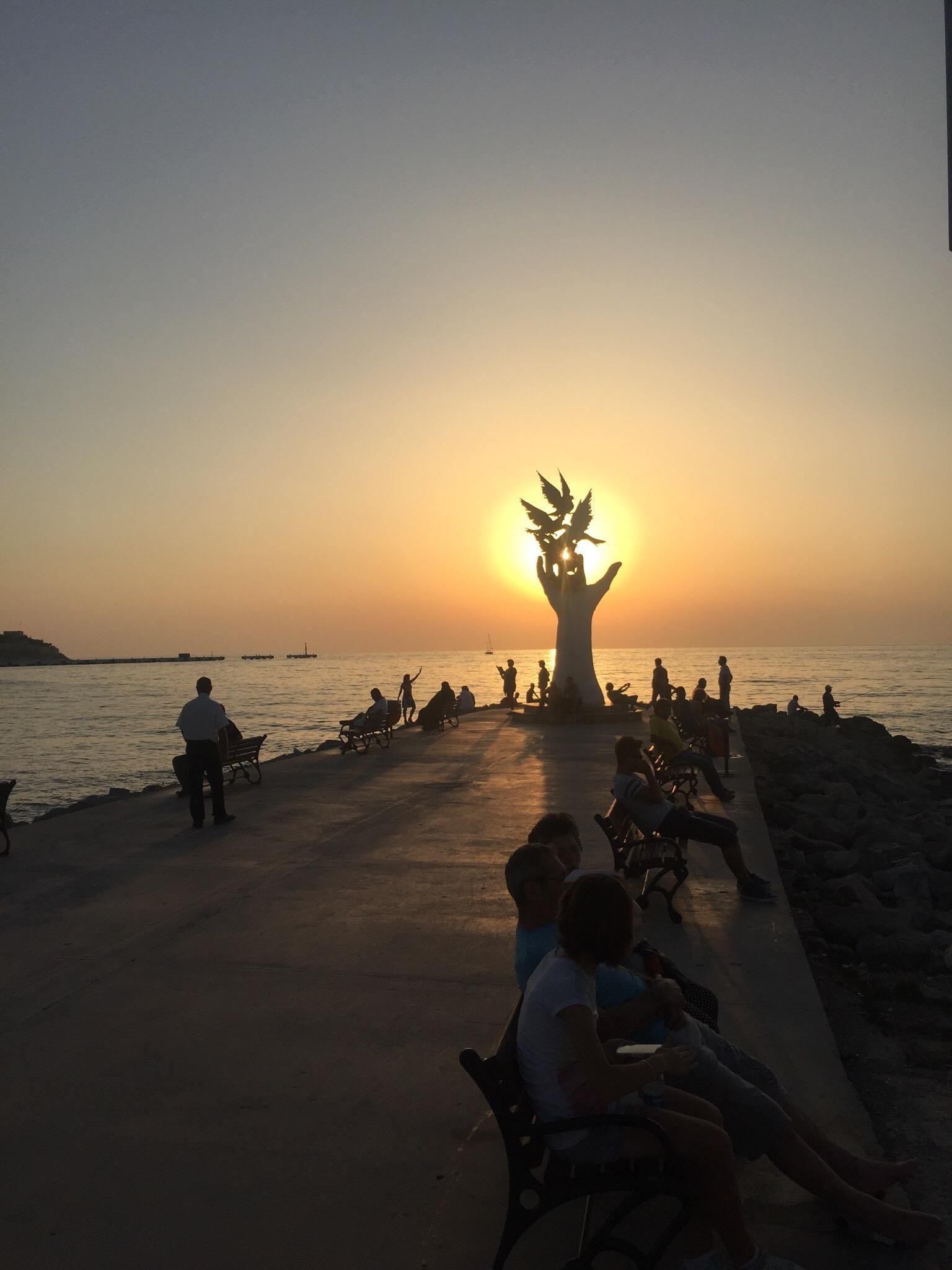 cheap resort hotels to Spend holiday with family