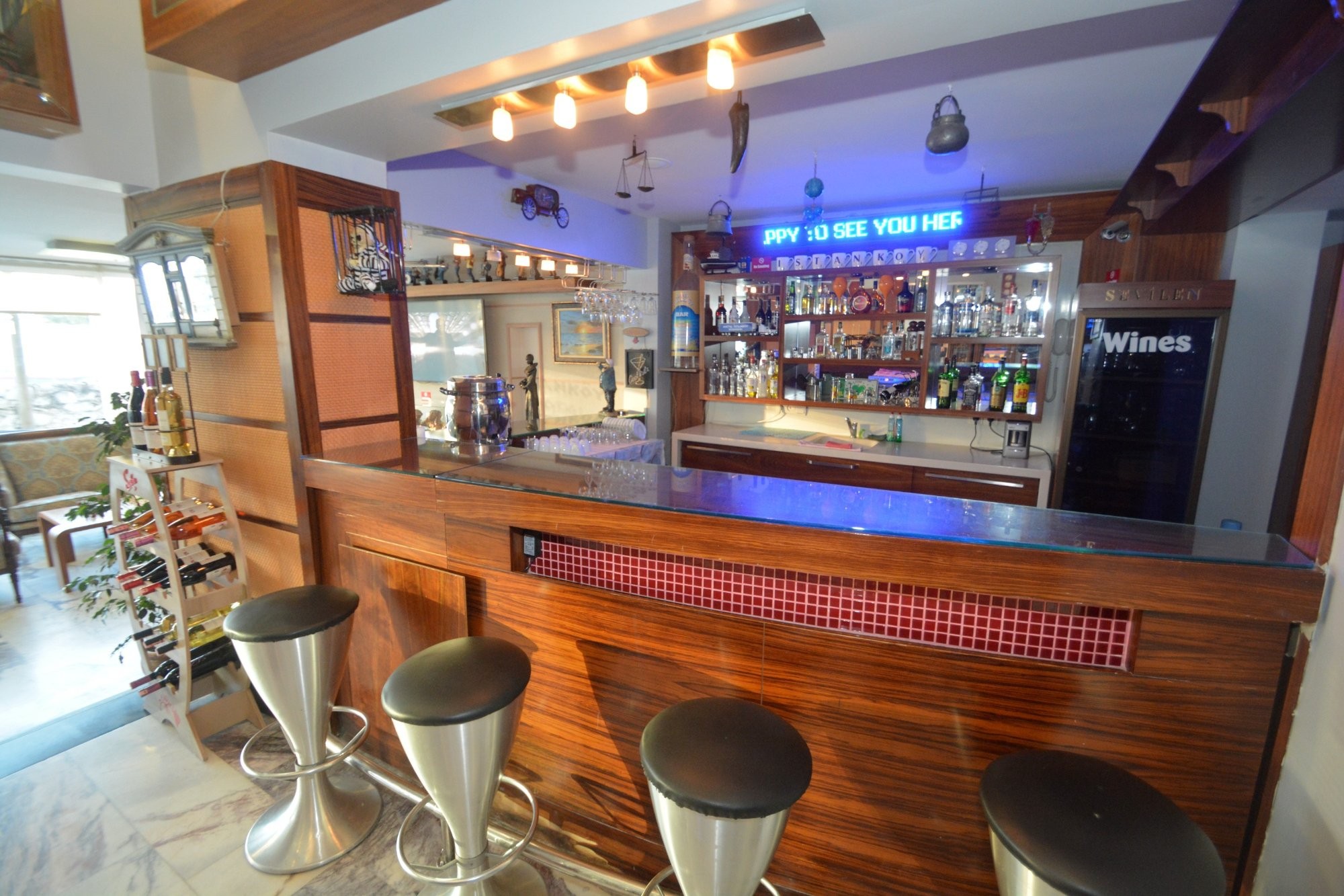 cheap resort hotels to Spend holiday with family