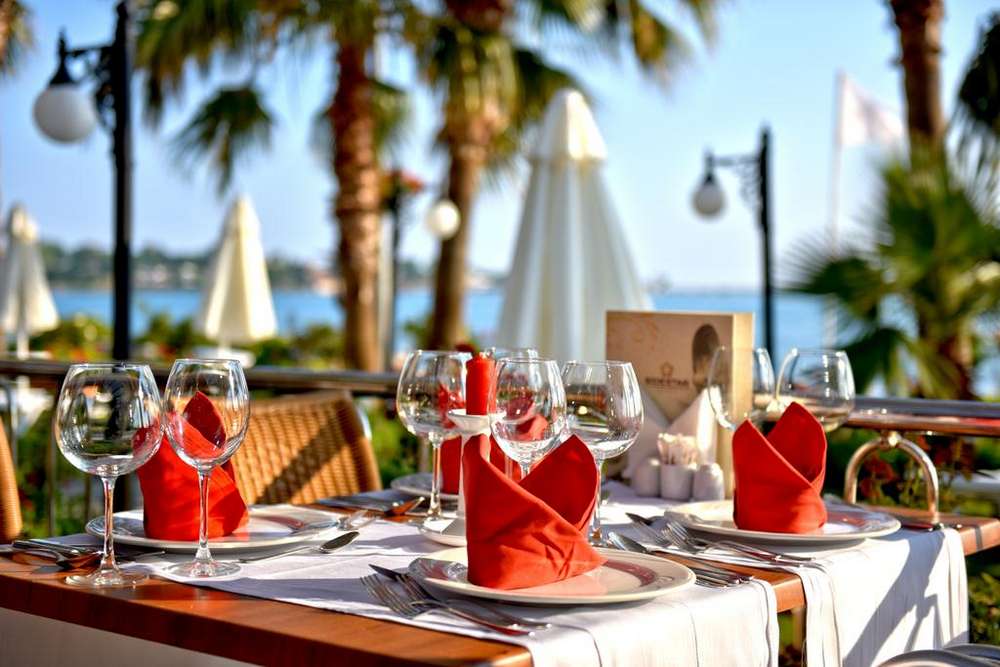 cheap resort hotels to Spend holiday with family