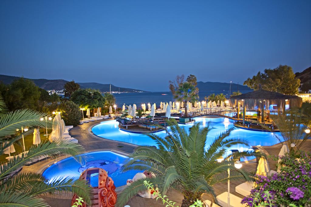 Salmakis Resort And Spa Pool