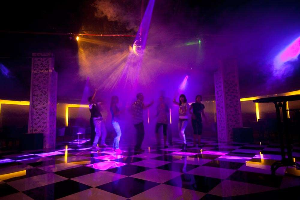 cheap resort hotels to Spend holiday with family