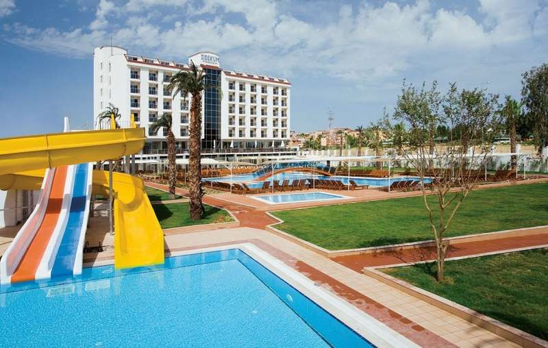 cheap resort hotels to Spend holiday with family