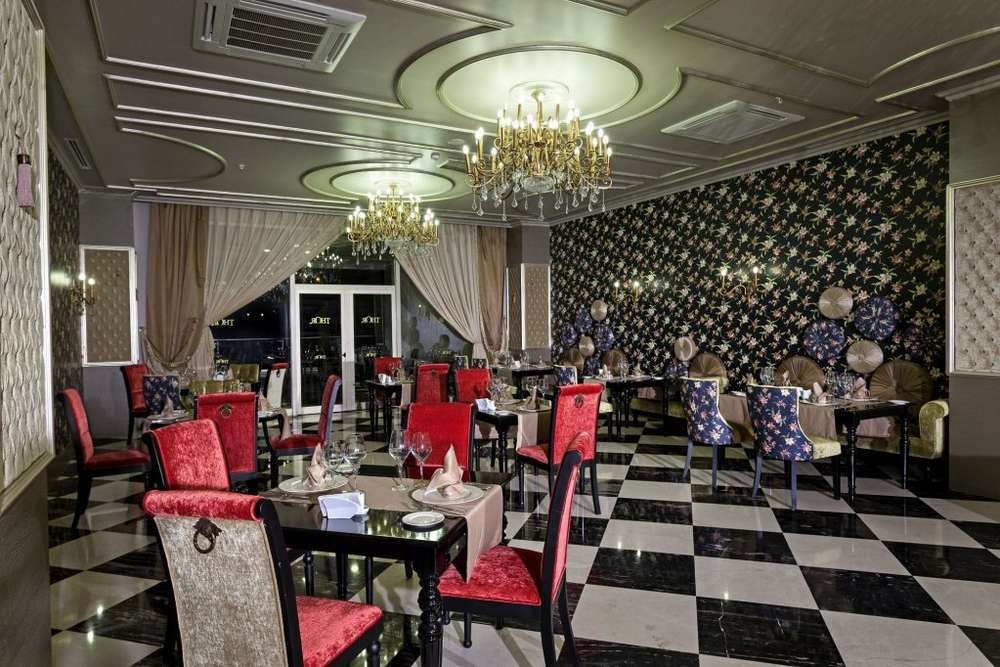 cheap resort hotels to Spend holiday with family