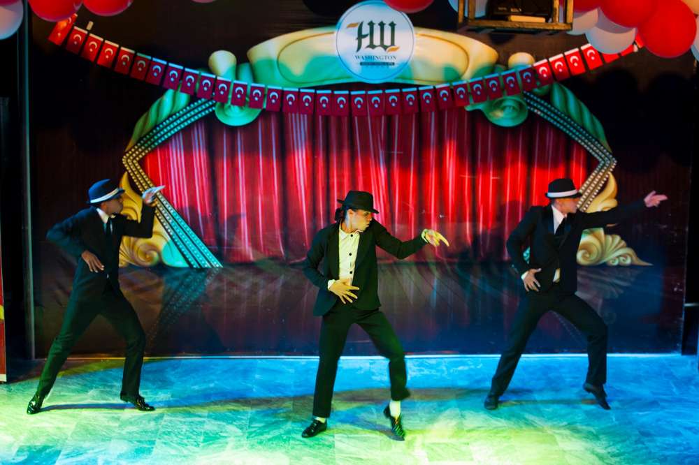 cheap resort hotels to Spend holiday with family