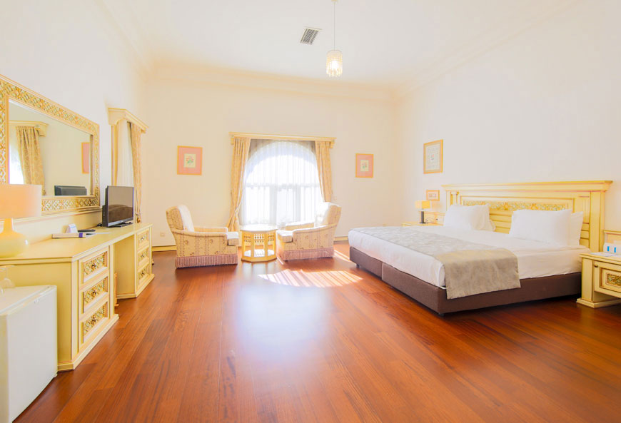 cheap resort hotels to Spend holiday with family