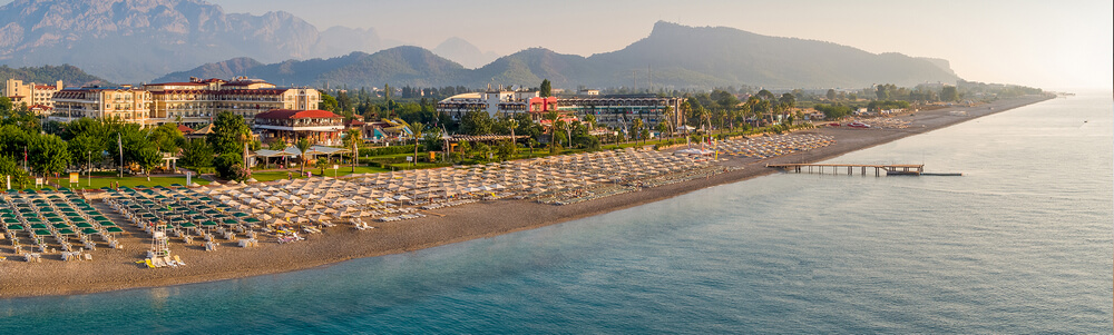 cheap resort hotels to Spend holiday with family